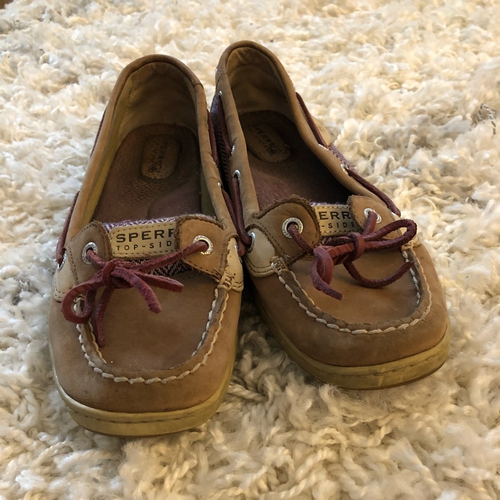 Sperry Top-sider boat shoes with purple detail